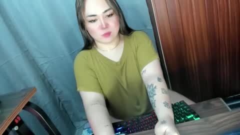 Millany online show from 04-25-26, 01:41