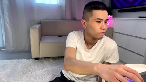 Emmy online show from 02-23-25, 09:22