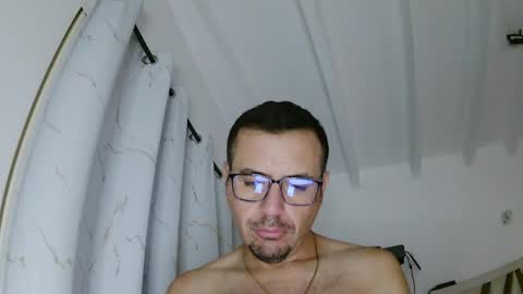 Snapshot of sugar1014 chatting on 01-25-25, 12:38 sugar1014 online show from 01-25-25, 12:38