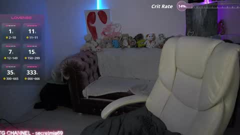 Snapshot of sugar_muse chatting on 11-17-25, 09:48 Mia online show from 11-17-25, 09:48