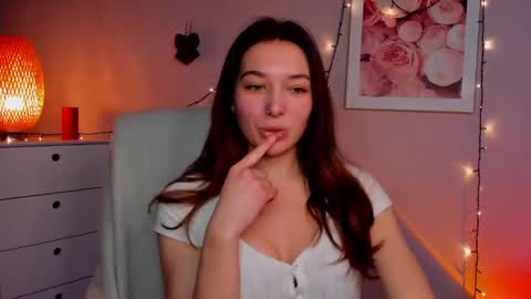 Megan online show from 02-19-25, 06:00