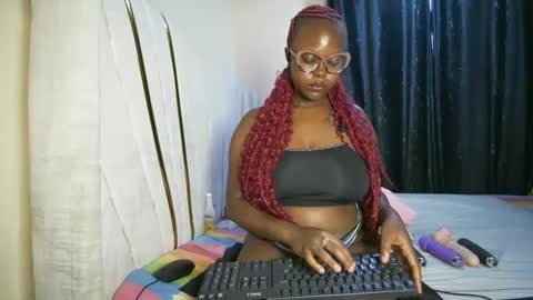 Snapshot of sugara_spicexo chatting on 03-20-26, 07:02 Ss online show from 03-20-26, 07:02