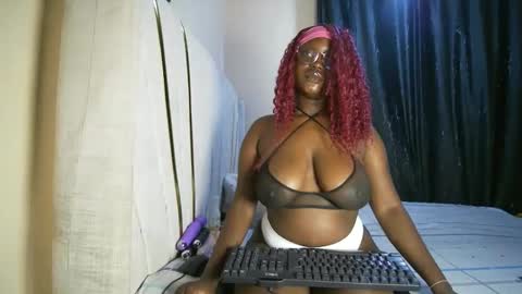 Snapshot of sugara_spicexo chatting on 04-17-26, 06:27 Ss online show from 04-17-26, 06:27
