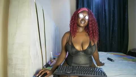 Snapshot of sugara_spicexo chatting on 04-21-26, 02:51 Ss online show from 04-21-26, 02:51