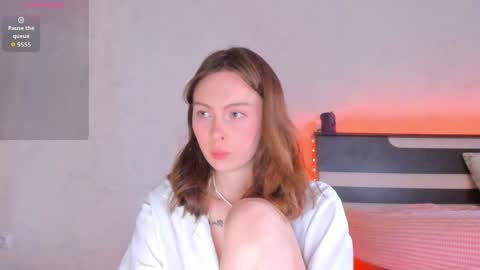 Lola online show from 06-08-26, 01:28