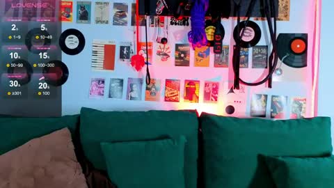 Snapshot of sugarsoot chatting on 06-06-26, 06:18 sugarsoot online show from 06-06-26, 06:18