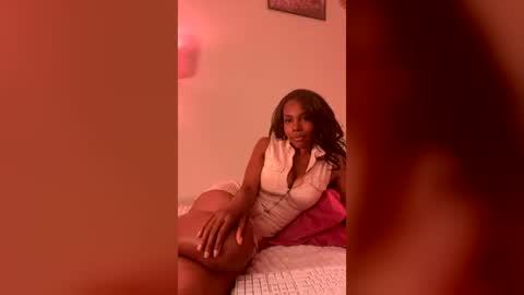 Kim Lee online show from 06-30-26, 10:16