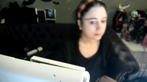 Sugary online show from 10-22-25, 10:37