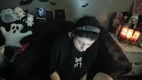 Sugary online show from 12-18-25, 06:47