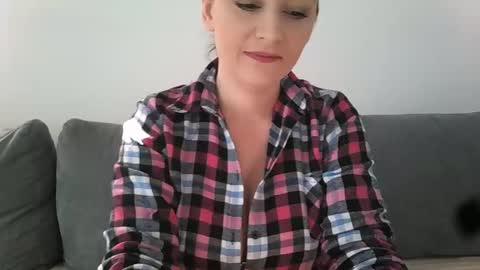 SugarYas online show from 02-25-25, 09:31