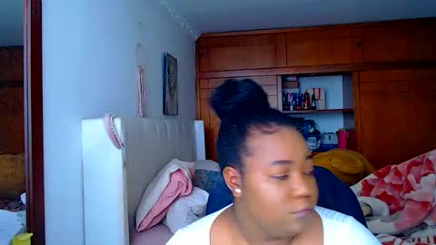 Snapshot of suggarbaby1 chatting on 11-16-25, 09:20 Cami Back in 2 hours online show from 11-16-25, 09:20