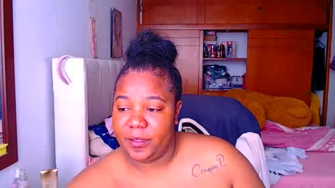 Snapshot of suggarbaby1 chatting on 12-14-25, 09:19 Cami Back in 2 hours online show from 12-14-25, 09:19