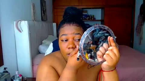 Snapshot of suggarbaby1 chatting on 03-22-26, 02:42 Cami Back in 2 hours online show from 03-22-26, 02:42