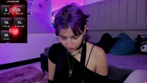 Snapshot of sukifuyu__ chatting on 01-23-25, 12:30 online show from 01-23-25, 12:30