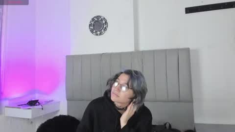 Snapshot of sukifuyu__ chatting on 02-24-25, 12:59 online show from 02-24-25, 12:59