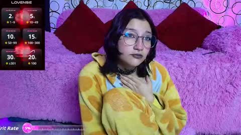 Snapshot of sukifuyu__ chatting on 10-06-25, 02:25 online show from 10-06-25, 02:25