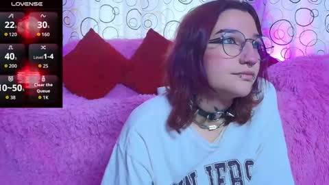 Snapshot of sukifuyu__ chatting on 12-01-25, 09:20 online show from 12-01-25, 09:20