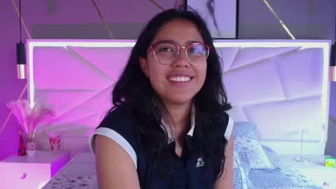SUKI online show from 05-11-26, 04:04
