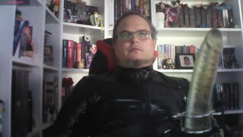 Sumisolatex online show from 10-20-25, 02:17