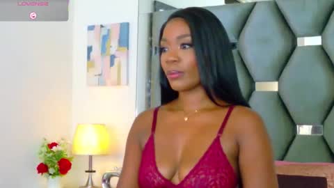 Snapshot of summer_elletra chatting on 02-16-26, 01:24 shannon online show from 02-16-26, 01:24