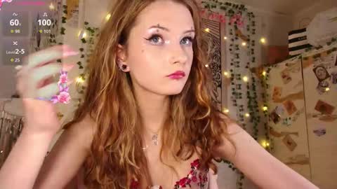 Snapshot of summerhazee chatting on 11-07-25, 06:30 summerhazee online show from 11-07-25, 06:30