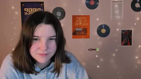 Snapshot of sun_julia chatting on 11-11-25, 10:04 sun_julia online show from 11-11-25, 10:04