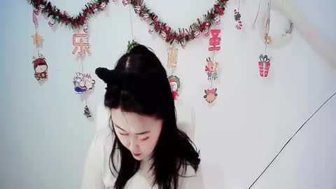 Snapshot of sun_yummy chatting on 12-22-24, 05:12 Lucis online show from 12-22-24, 05:12