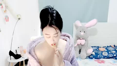 Snapshot of sun_yummy chatting on 01-09-25, 04:41 Lucis online show from 01-09-25, 04:41