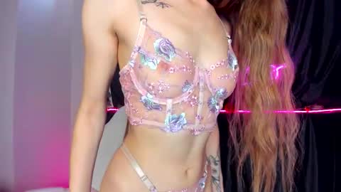 Elen online show from 10-10-25, 07:18