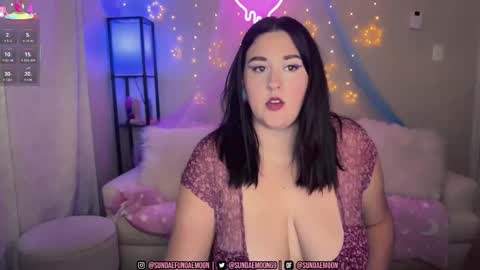 Snapshot of sundaemoon chatting on 09-10-25, 02:22 sundaemoon online show from 09-10-25, 02:22