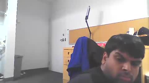 Snapshot of sundoog chatting on 01-05-25, 11:01 Sundoog online show from 01-05-25, 11:01