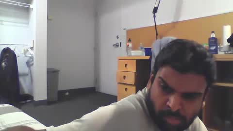 Snapshot of sundoog chatting on 02-06-25, 12:22 Sundoog online show from 02-06-25, 12:22