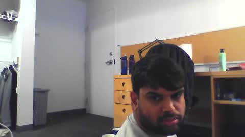 Snapshot of sundoog chatting on 09-15-25, 11:05 Sundoog online show from 09-15-25, 11:05