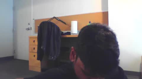 Snapshot of sundoog chatting on 09-18-25, 08:33 Sundoog online show from 09-18-25, 08:33