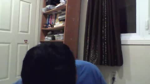 Snapshot of sundoog chatting on 12-16-25, 10:37 Sundoog online show from 12-16-25, 10:37