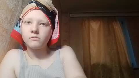 Snapshot of sungpiggott chatting on 06-21-26, 10:23 sungpiggott online show from 06-21-26, 10:23