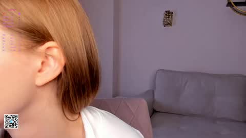 Lily online show from 03-06-25, 04:38