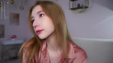 Lily online show from 09-25-25, 01:37