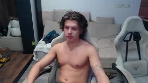 Alice and Sergey online show from 02-26-26, 06:23