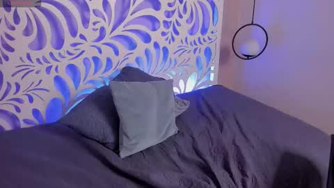 Snapshot of sunny_maya_ chatting on 12-05-25, 06:44 Maya online show from 12-05-25, 06:44