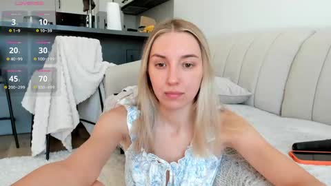 Snapshot of sunny_rina chatting on 05-10-26, 07:13 Rina online show from 05-10-26, 07:13