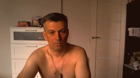 sunny_sun00 online show from 06-18-26, 12:31