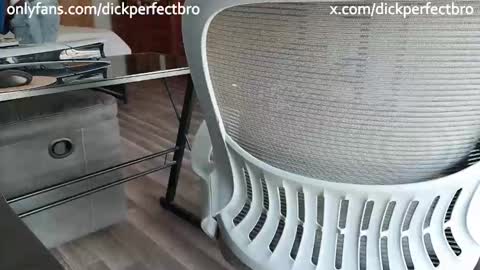 sunny valentine online show from 11-19-25, 03:12