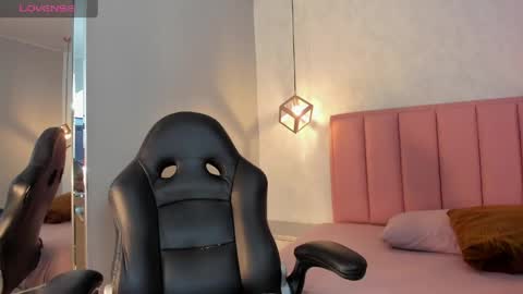  S U N N Y online show from 04-27-26, 12:47