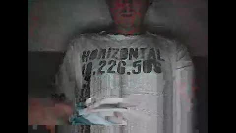 Snapshot of sunnygun0 chatting on 10-25-25, 04:57 sunnygun0 online show from 10-25-25, 04:57