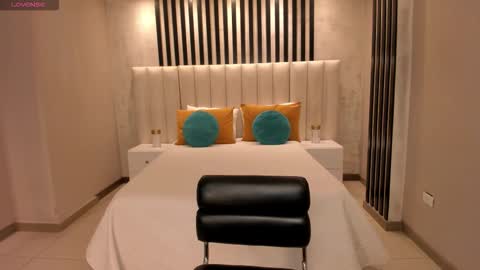 Sunny Rivers online show from 02-17-26, 06:14