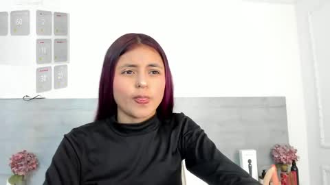 Snapshot of sunnywhitee chatting on 05-21-26, 07:21 sunnywhitee online show from 05-21-26, 07:21