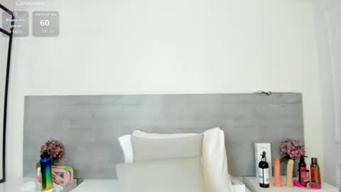 Snapshot of sunnywhitee chatting on 05-28-26, 07:33 sunnywhitee online show from 05-28-26, 07:33