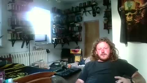 Snapshot of sunr1sa chatting on 05-27-26, 04:20 sunr1sa online show from 05-27-26, 04:20