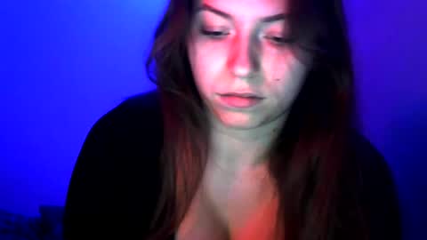 Snapshot of sunset_li chatting on 12-15-25, 03:27 Lisa online show from 12-15-25, 03:27